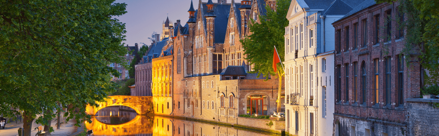 Widok na Brugię nocą