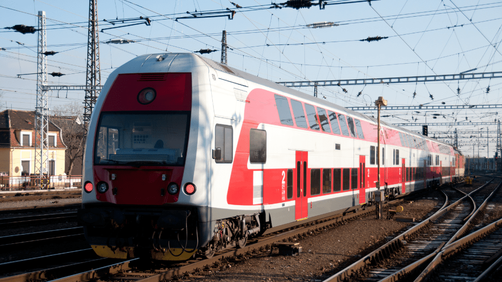 Słowacki pociąg na dworcu