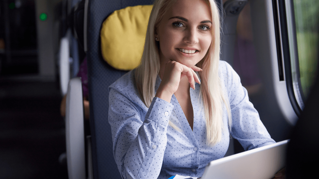 kobieta w pociągu regiojet